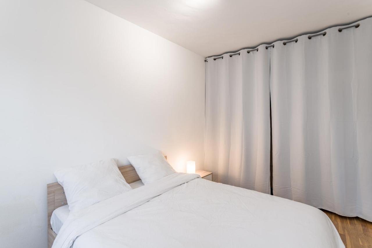Spacieux Appartement - 6 Personnes - Parking Gratuit Saint-Andre-les-Vergers ภายนอก รูปภาพ