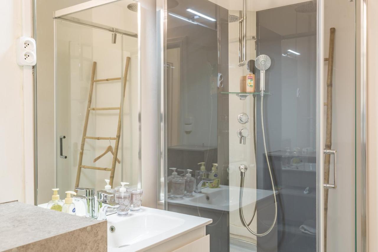 Spacieux Appartement - 6 Personnes - Parking Gratuit Saint-Andre-les-Vergers ภายนอก รูปภาพ