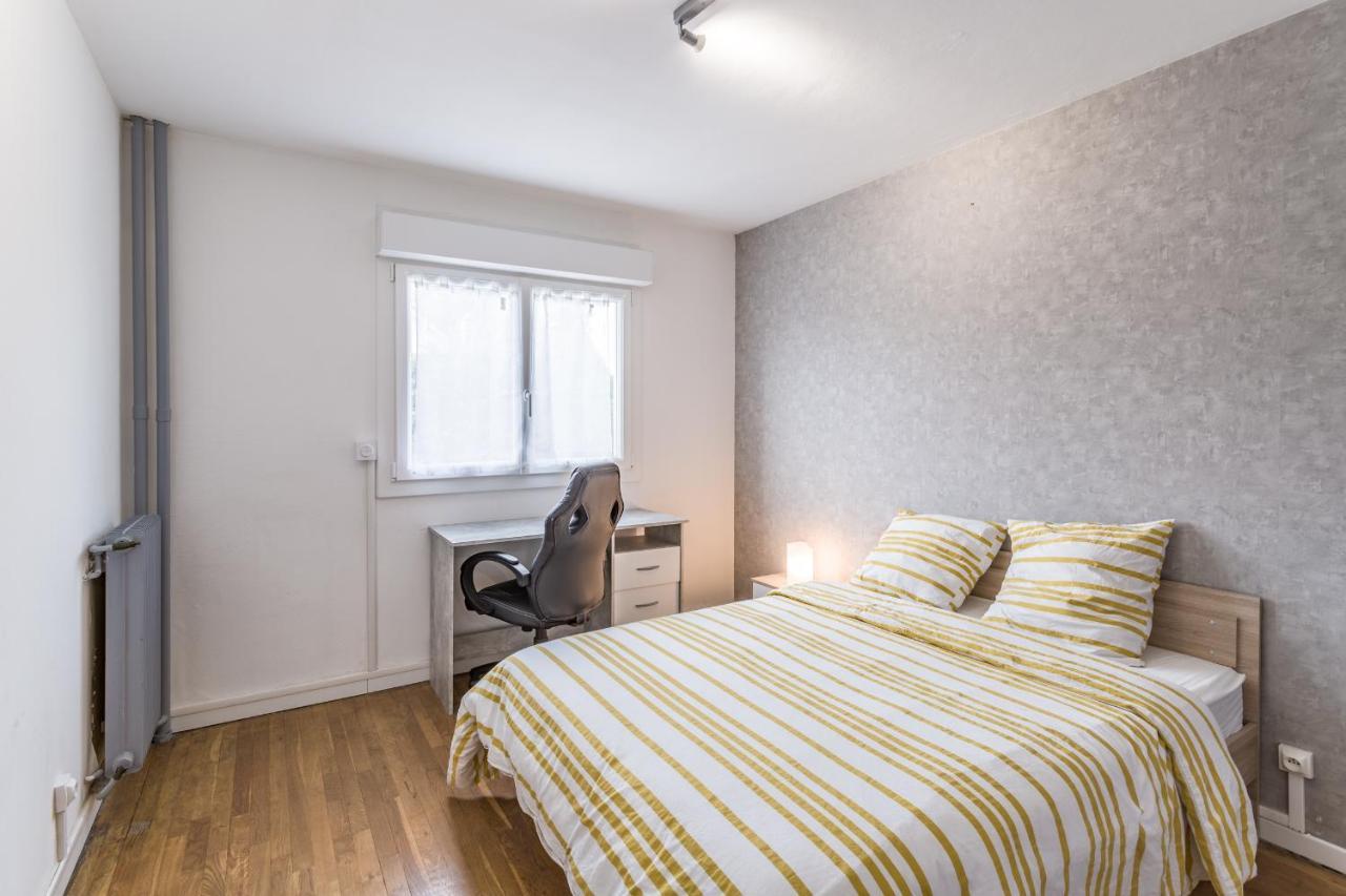 Spacieux Appartement - 6 Personnes - Parking Gratuit Saint-Andre-les-Vergers ภายนอก รูปภาพ